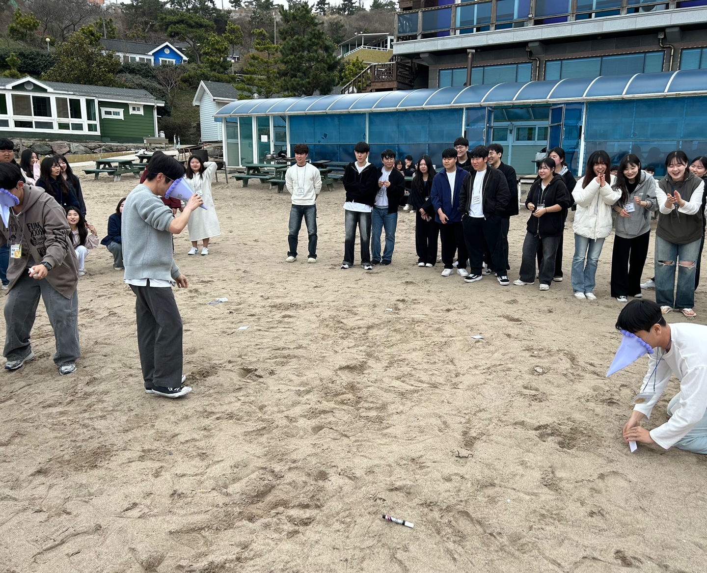 서로 단합하며 즐기는 야외게임